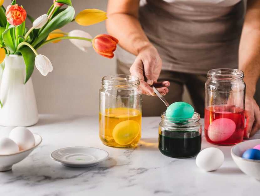 Come colorare e decorare le uova di Pasqua