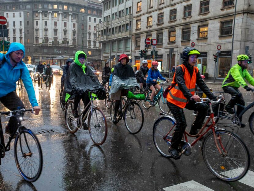 ciclisti a Milano