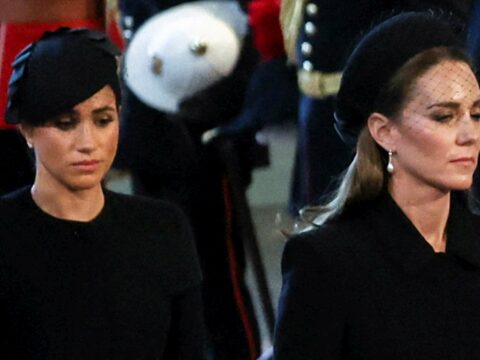 Kate assente per l’ultimo saluto a Elisabetta II: “C’entra Meghan”