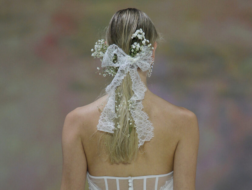 acconciatura sposa 2023