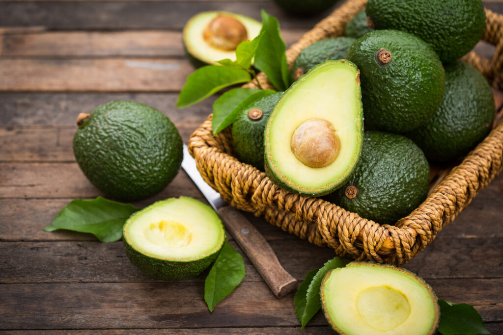 Avocado: proprietà, calorie e ricette facili