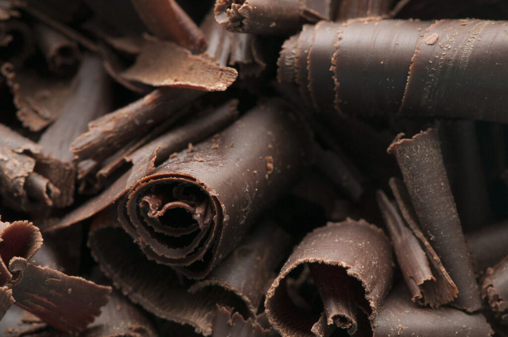Il cioccolato fondente è buono e fa anche bene: i motivi sono questi