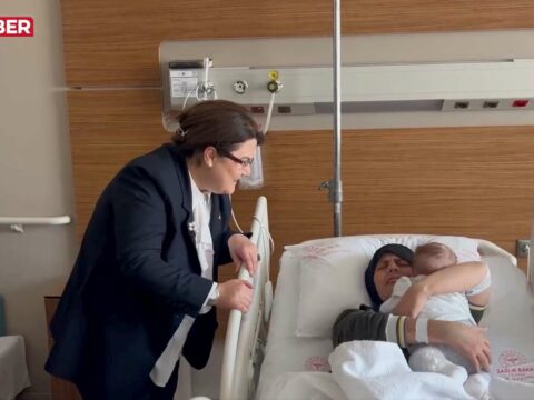 Turchia, mamma e figlia riunite due mesi dopo il sisma