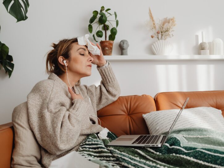 Come rimediare al fazzoletto nei pantaloni lavati
