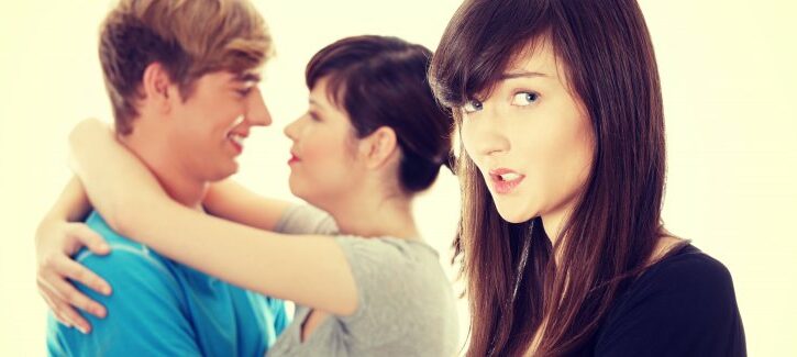 Le cose che pensiamo quando vediamo il nostro ex con un'altra