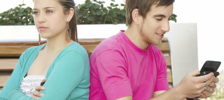 10 segni che (forse) lui ti tradisce