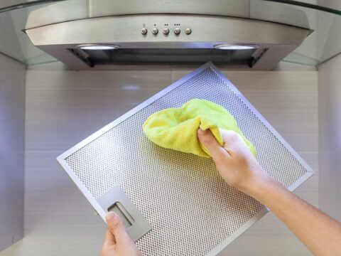 Come pulire la cappa della cucina facilmente
