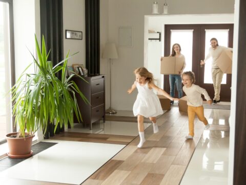Come arredare al meglio un ingresso ampio