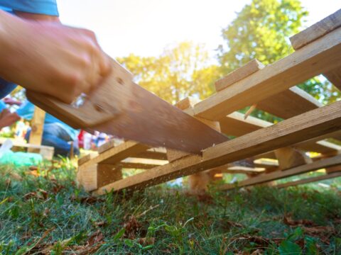 Come costruire facilmente una panchina da giardino