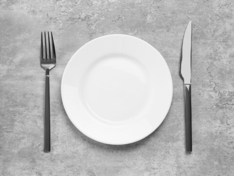 Come disporre le posate secondo il galateo