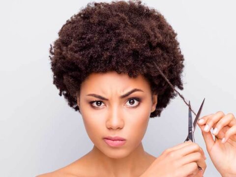 Come tagliare bene i capelli ricci