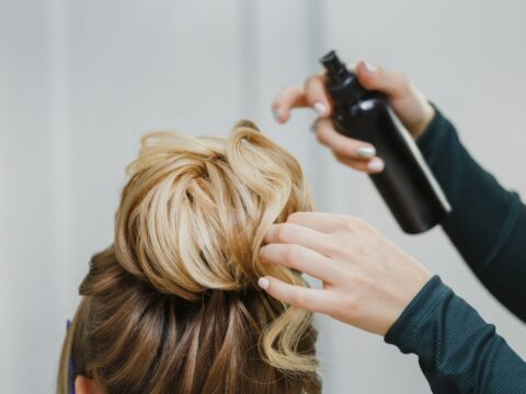 5 alternative alla lacca per capelli