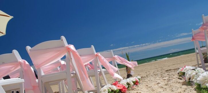 Matrimonio in spiaggia: come fare ad organizzarlo, dalla location ai costi