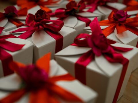 Come realizzare pacchetti regalo originali