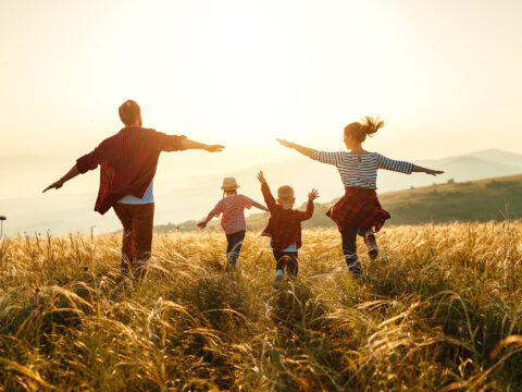 Viaggiare in auto con i bambini