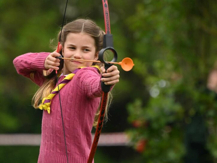 La principessa Charlotte conosce (e rispetta) la regola dei 5 secondi