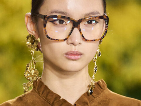 Make up e occhiali: 5 trucchi davvero infallibili da provare - Donna Moderna