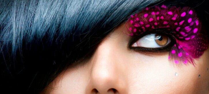 Come truccarsi a Carnevale: prodotti must have per uomo e donna