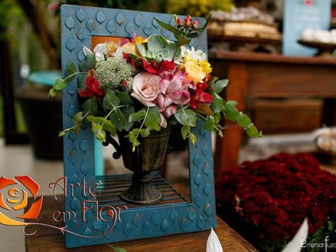 Come realizzare un quadretto botanico decorativo