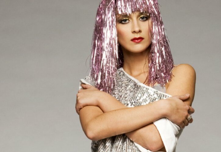 Accessori capelli per Carnevale, dalle parrucche ai cerchietti