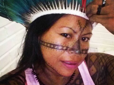 Chi è Alessandra Korap, l'attivista indigena che lotta per salvare l'Amazzonia