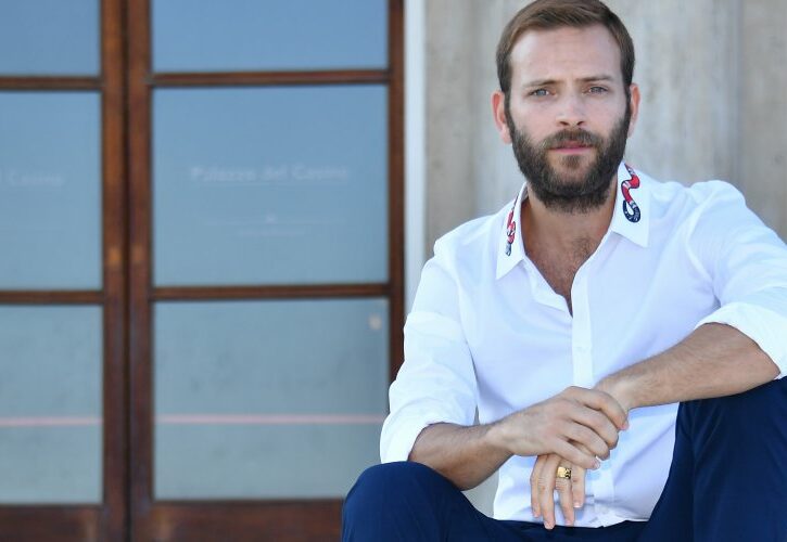 Alessandro Borghi in Gucci al Festival del Cinema di Venezia, il 