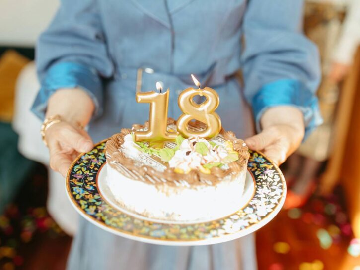 Citazioni e aforismi per celebrare chi diventa maggiorenne