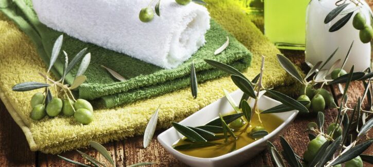 Balsamo per capelli fai da te: 5 ricette