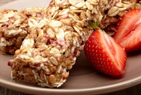 Barrette di Muesli fatte in casa: 3 ricette semplici e veloci