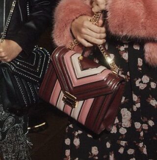 Borse Michael Kors dove comprarle in offerta e scontate: i modelli più belli