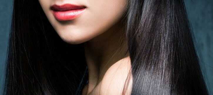 Capelli lisci e lunghi perfetti: tutte le tecniche