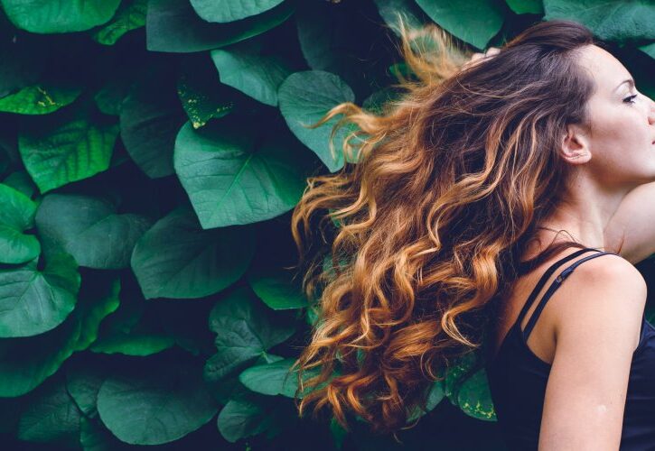 I tagli per capelli ricci di tendenza per l'Autunno Inverno 2019 e come prendersene cura
