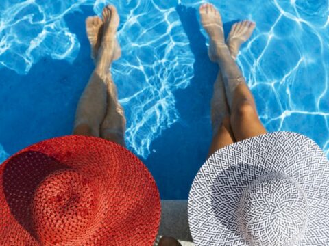 Cappello di paglia e non solo: 5 modelli perfetti sia al mare che in città