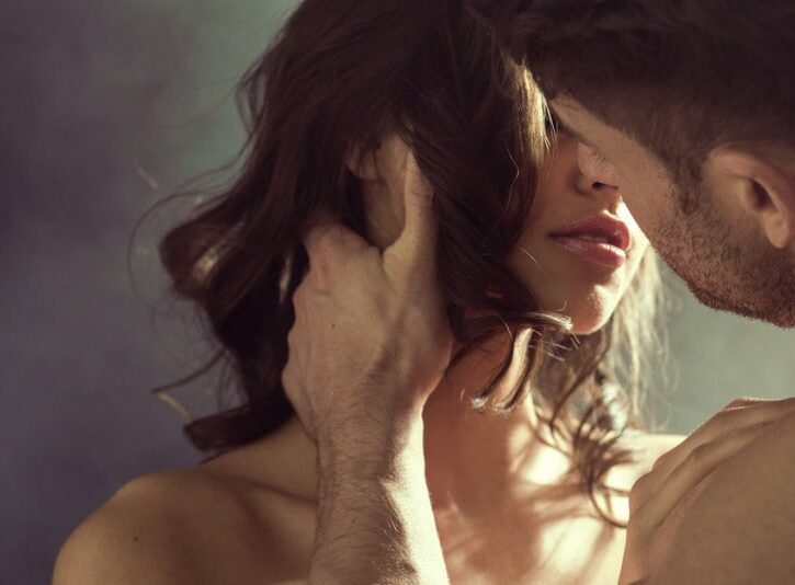 Come baciare in modo romantico e passionale