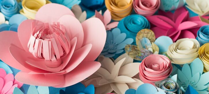 Come creare i fiori di carta