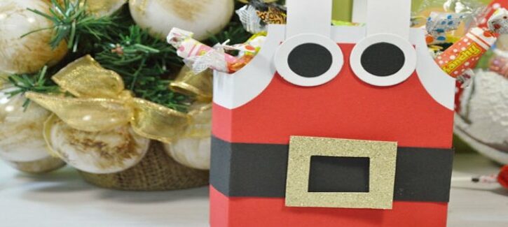 Come fare una confezione regalo a forma di Babbo Natale