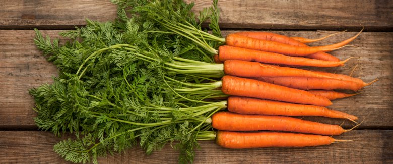 Taglia carote julienne - verdure - manuale - idea regalo originale - carota  - cetriolo - zucchine viola - visto in tv - ottima qualita : :  Casa e cucina
