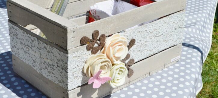 Come decorare una cassetta della frutta in stile shabby chic
