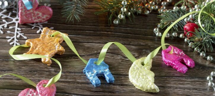 Come fare decorazioni di Natale con la pasta di sale