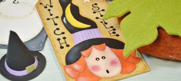 Come fare una targa in legno per la porta per Halloween