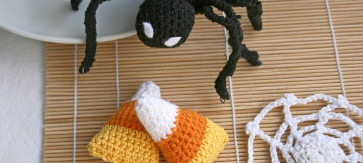 Come fare dolcetti di Halloween all'uncinetto