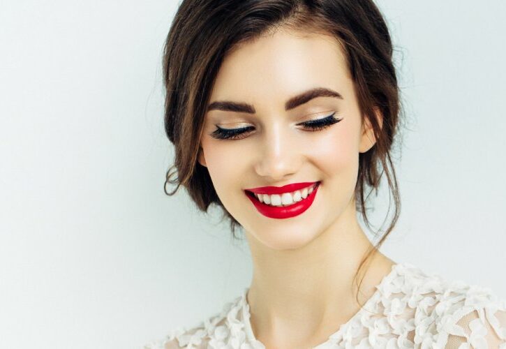 Come fare durare il rossetto tutto il giorno, anche durante i pasti