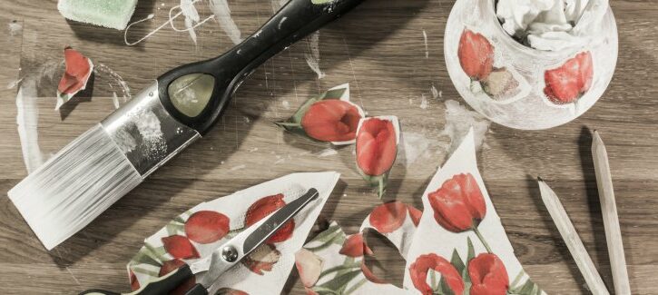 Come fare il decoupage sui mobili