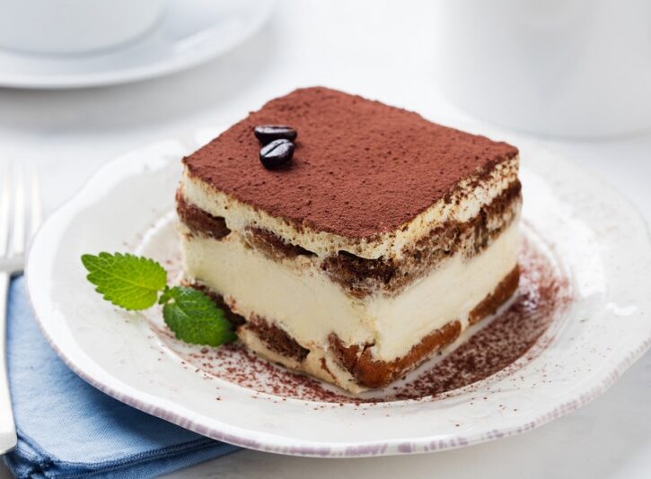 Tiramisù senza mascarpone: ricetta cremosa e leggera