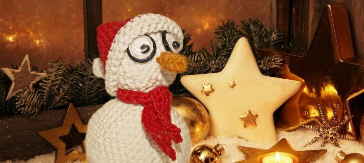 Come fare l'omino di neve all'uncinetto