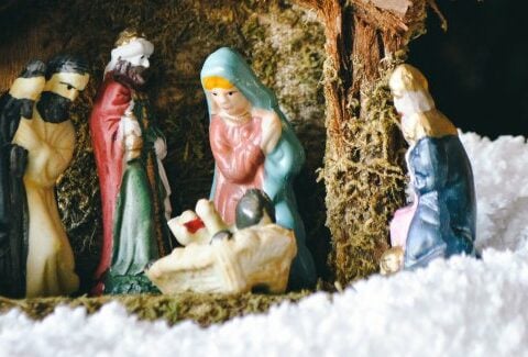 Come fare le montagne per il presepe con carta roccia, carta riciclata e cartapesta