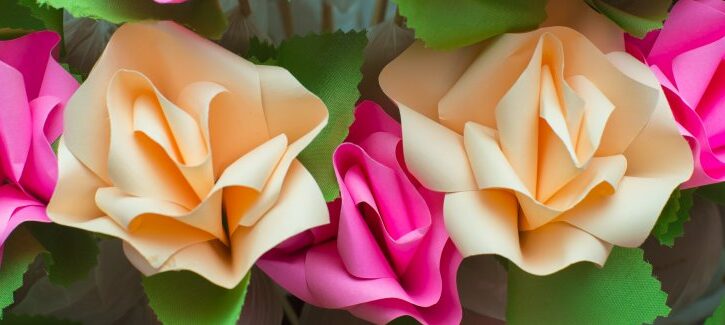 Come fare rose in pannolenci che sembrano vere