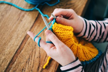 Come fare un coprispalle a maglia: il tutorial