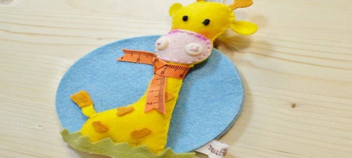 Come fare una piccola giraffa in pannolenci