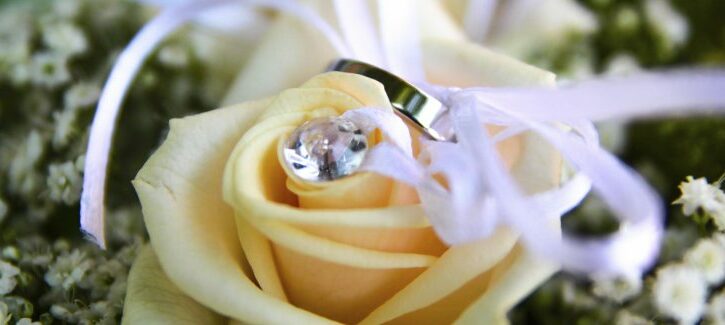 Come festeggiare i primi 10 anni di matrimonio, le nozze di stagno